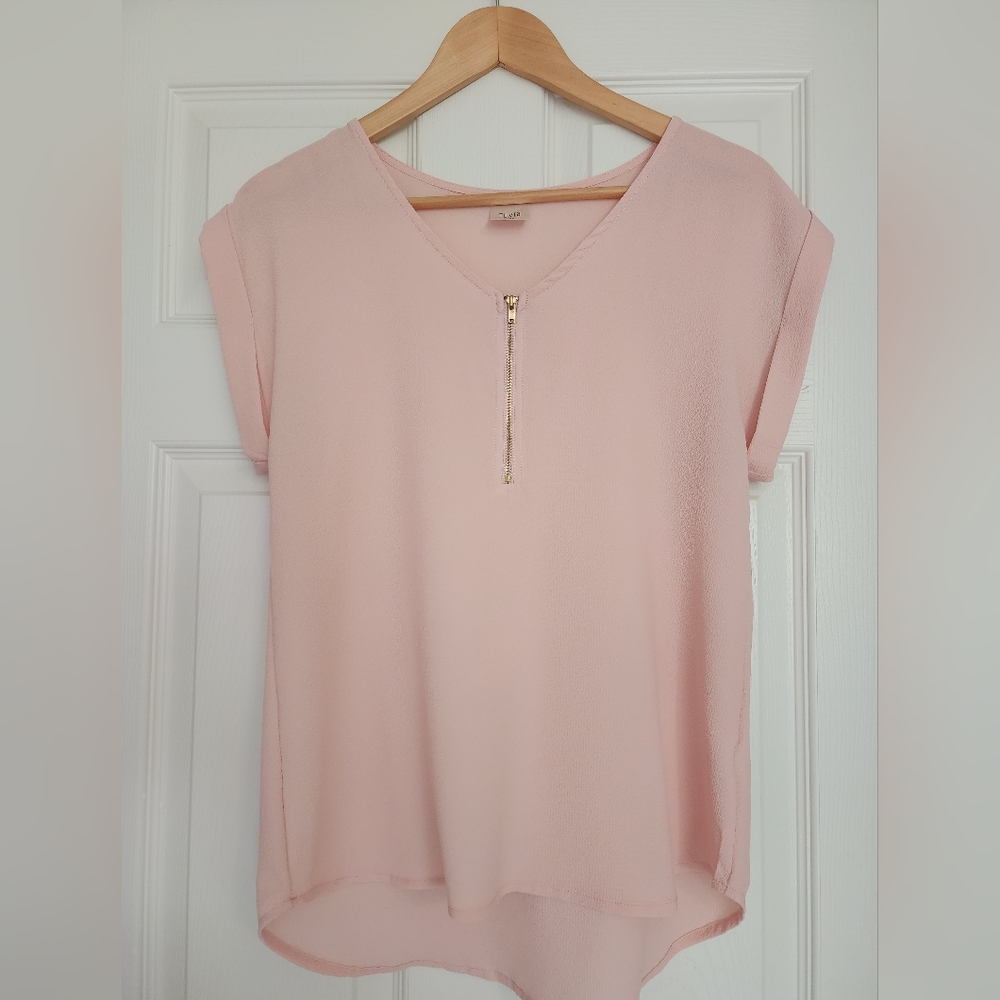 Quarter zip top